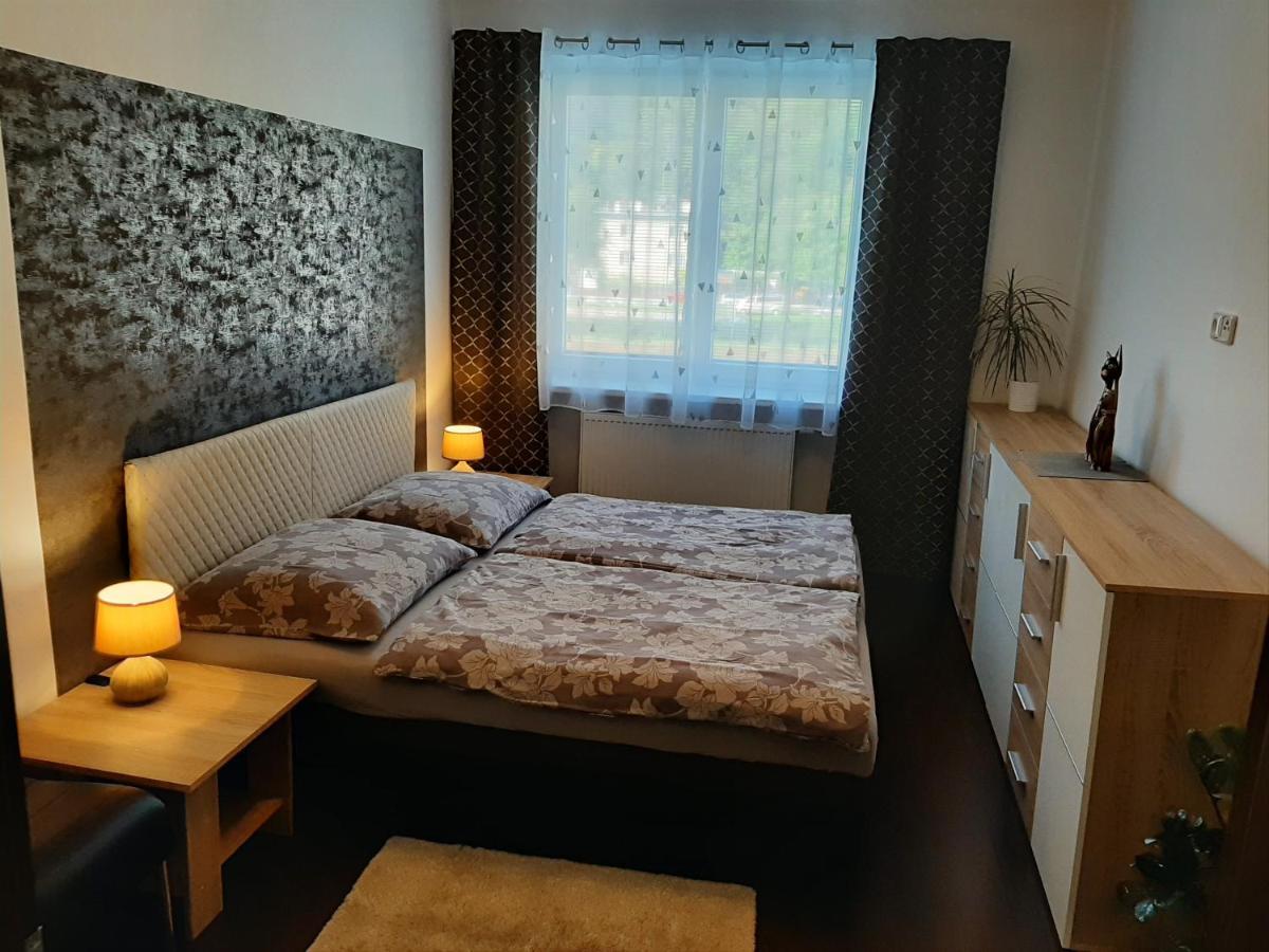 Pod Hradem Znojmo